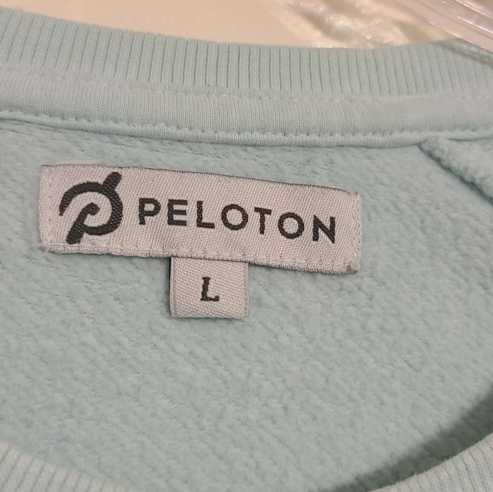 Peloton | Women's Sky Blue/Light Teal Crewneck Graphic Sweatshirt (Size Large) - Picture 3 of 13